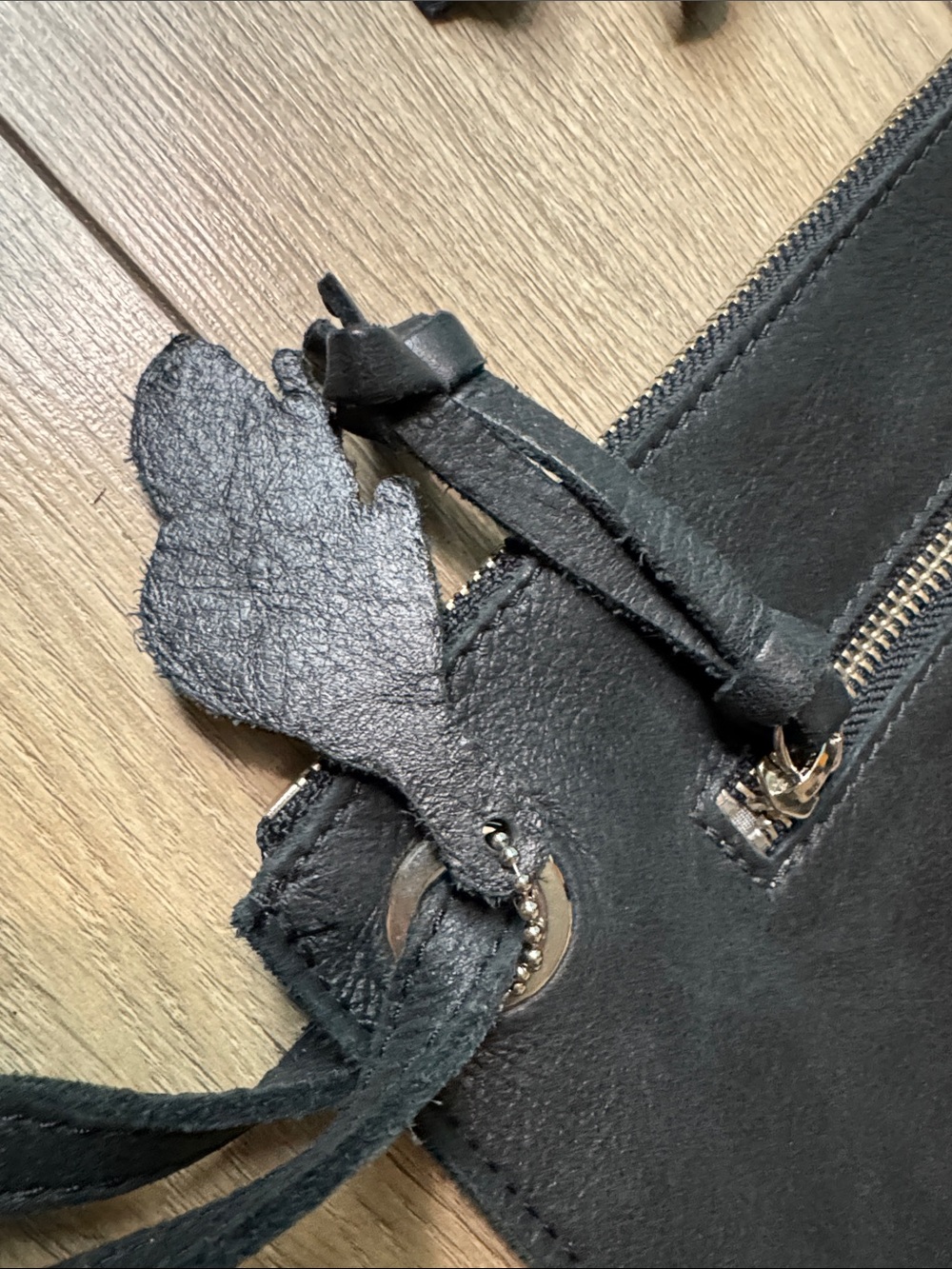 Roots Black Leather Crossbody with Front Zip Pocket - Picture 7 of 9